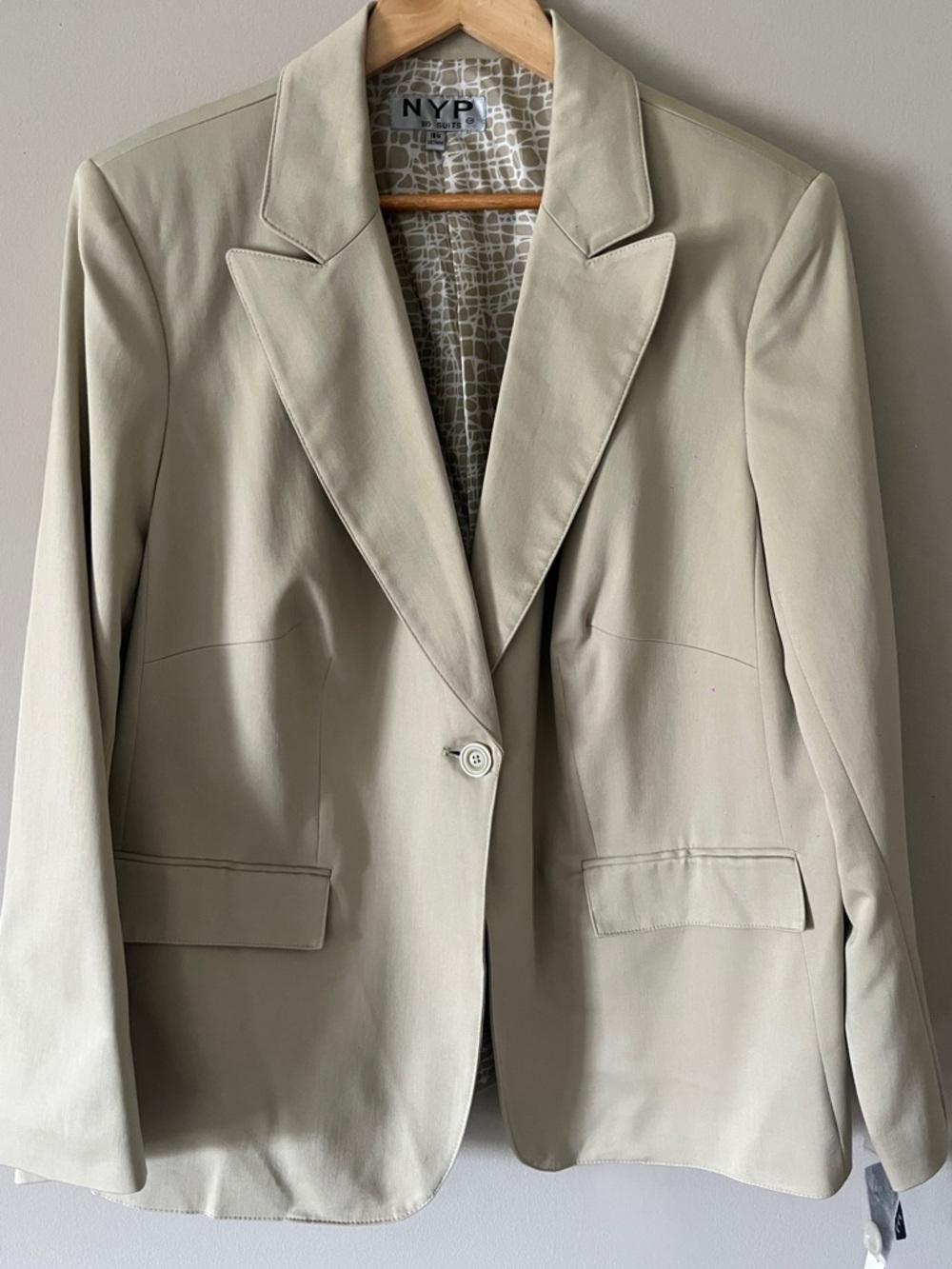 NYP Classic Cream Single-Button Blazer
